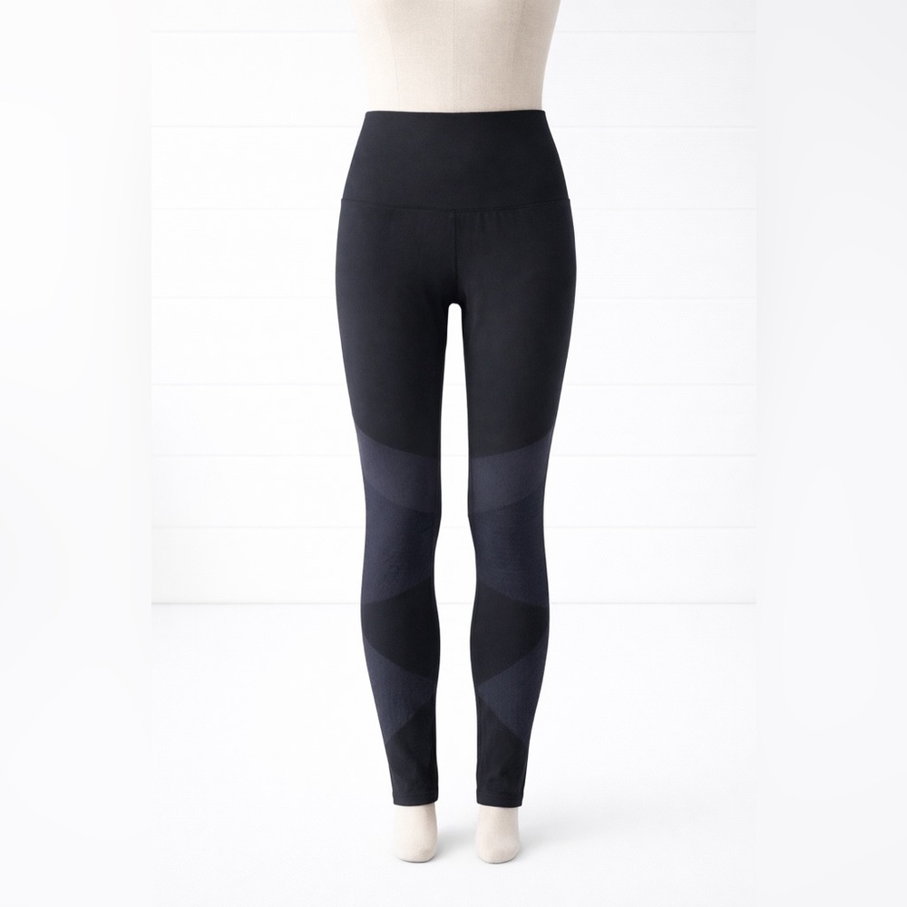 NWT - Spanx - Seamless Moto Leggings Very Black - Sz. XL